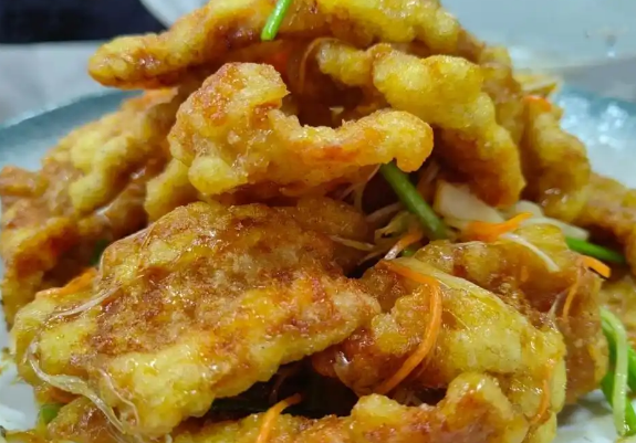 百年哈尔滨锅包肉香飘四海 传统工艺融合现代创新成就国民美食